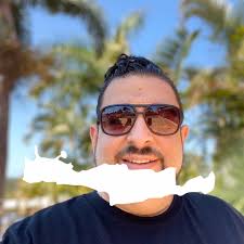 Police have closed Jane Street between Boundary Street and Thomas Street in  West End, due to an ongoing police incident. Motorists are urged to avoid  the area if possible and to expect