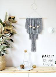 After pressing green leaves, place them inside a wooden window frame and hang. Make The Most Of Your Spare Room With This Diy Wall Hanging Wild Grizzly