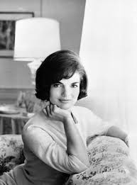 Onassis's daughter christina made it clear that she disliked jacqueline onassis, and after alexander's death, she convinced her father that jacqueline had some kind of curse due to the assassinations of john and robert f. Jackie Kennedy Die First Lady Die Ihr Leben Meisterte Wie Keine Andere Nzz