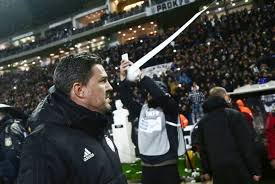 Για τα μηνύματα των οπαδών του παοκ. Meiw8hke H Poinh Ston Opado Toy Paok Gia To Rolo Ston Gkar8ia