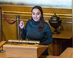 Jun 14, 2021 · mandag møter mustafa hasan (18) utlendingsnemnda i retten for å kjempe for videre opphold i norge. Fezbnn3ujgc0m