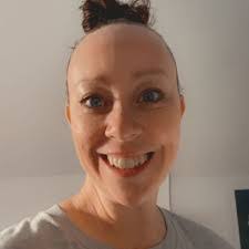 Melanie Shaul's Instagram, Twitter & Facebook