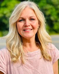 Explore stunning images from KW Contemporary Art's exhibition "Overboard,"  featuring works inspired by the ocean. A portion of each sale benefits  AboveBoard. Opening August 10. Visit www.kwcontemporaryart.com to learn  more.