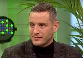 Elliott Wright Age, Wife【 Towie 】Wedding, Restaurant, Dad, Family Kids