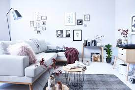 Ob behagliche, funktionale, elegante oder stylische ecksofas: Ecksofa So Integrierst Du Die Couch In S Wohnzimmer