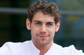 In aller Freundschaft: Ex-Star Roy Peter Link meldet sich aus Quarantäne zu  Wort