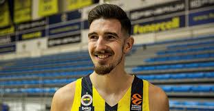 Fenerbahçe beko, nando de colo ile 2+1 yıllık sözleşme imzaladı. Nando De Colo Neden Fenerbahce Yi Secti Iste Cevabi Galeri Takvim