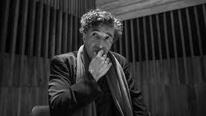 Participó en famosas bandas de rock de argentina. Murio A Los 55 Anos Willy Crook Un Emblema Del Rock Argentino Notife