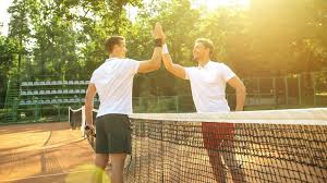 Réservez votre terrain de tennis. Tennis Carnot Paris Urban Sports Club