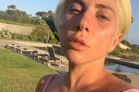 This is what lady gaga s natural hair looks like. Lady Gaga With No Make Up And For The First Time To Show That Which Is Natural And Is Beyond Recognition Oi Canadian