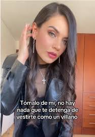 Como los personajes de tus películas favoritas 🦇 #outfit #dark  #darkfemenineenergy #goth #gothgirl #goth #vampire #gotica #metalera  #rockera