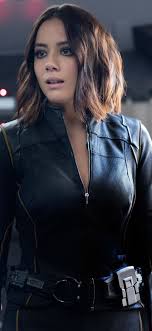 Chloe wang, known professionally as chloe bennet, is an american actress and singer. 1125x2436 Chloe Bennet As Daisy Johnson In Agent Of Shield Season 4 Iphone Xs Iphone 10 Iphone X Hd 4k W Chloe Bennet Agents Of Shield Seasons Agents Of Shield