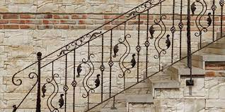 Bu kaynaklar baz alınarak bir. Ferforje Balkon Korkuluk