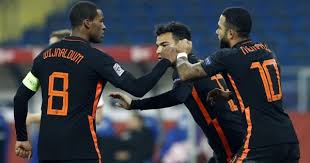 Nederlands handbalteam)‏ هو ممثل هولندا الرسمي في المنافسات الدولية في كرة اليد. Ù…Ù†ØªØ®Ø¨ Ù‡ÙˆÙ„Ù†Ø¯Ø§ ÙŠØ¯Ø®Ù„ ÙÙŠ Ù…Ø¹Ø³ÙƒØ± Ù…ØºÙ„Ù‚ Ø§Ø³ØªØ¹Ø¯Ø§Ø¯Ø§ Ù„Ù„ÙŠÙˆØ±Ùˆ Ø¹Ø±ÙˆØ¨Ø©