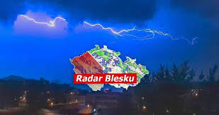 Na olomoucku se vyskytují místy velmi silné bouřky s kroupami kolem 2 cm a ojediněle nárazy. Pocasi Na Cesko Uderi Silne Bourky Hrozi I Kroupy Sledujte Radar Blesku Blesk Cz