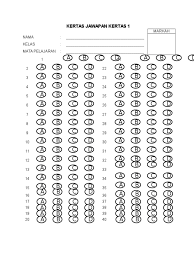 Kurang arif tentang subjek lain, namun bagi subjek bahasa melayu, soalan objektifnya berjumlah 20 soalan, lebih sedikit bilangan, berbanding format sebelumnya. Contoh Kertas Jawapan Objektif