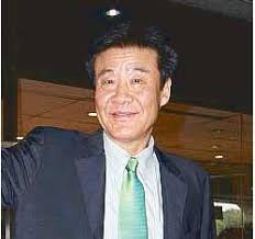 Shin Dong Pa vs Robert Jaworski. They were rivals in Asian Basketball from  1966 to 1974.Jaworski was one of the Filipino players that were assigned to  control/limit the prolific Shin from scoring.In