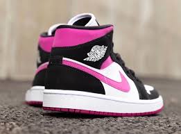 Nikewmns Air Jordan 1 Low Mid Cactus Flowerが国内7月1日に発売予定 In 2020 Air Jordans Jordan 1 Mid Black Pink