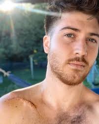 I broke my neck in 2016 when I was 18 years old. The Doctors said “You will  never have the same mobility as before. Your neck will never be as strong”  They