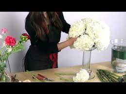 How To Make A Flower Arrangement With Roses Tutorial Youtube Hydrangea Centerpiece Diy Floral Centerpieces Wedding Centerpieces Diy