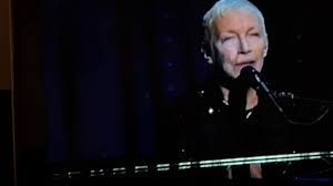 Suzanne Storer NSS (@suzannestorerstudio) • Instagram photos and videos