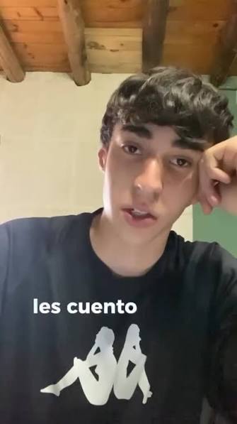 😲 ¡Promesa cumplida! El influencer sanjuanino "Urieloti" redobló la  apuesta y se tatuó el rostro del gobernador Marcelo Orrego en el brazo. En  el marco del "Día 3" de su campaña solidaria,