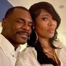 Weeble Green (@weeble.green.12) • Facebook