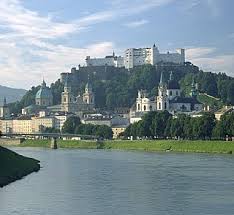 Die meisten zimmer verfügen über ein eigenes bad. Jugendherberge Stadt Salzburg Eduard Heinrich Haus Hostel