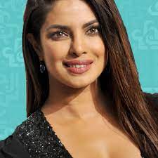 بريانكا شوبرا priyanka chopra تعبتر واحدة من أكثر النجمات شهرة في العالم واطلالاتها كثيراً ما تكون مصدر وحي بالنسبة. Ø²ÙˆØ§Ø¬ Ø¨Ø±ÙŠØ§Ù†ÙƒØ§ Ø´ÙˆØ¨Ø±Ø§ Ø³Ø±Ø§ Ù…Ù† Ù†Ø¬Ù… Ø£ØµØºØ± Ù…Ù†Ù‡Ø§ ØµÙˆØ± Ù…Ø¬Ù„Ø© Ø§Ù„Ø¬Ø±Ø³