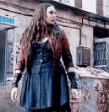Find funny gifs, cute gifs, reaction gifs and more. Wanda Maximoff Pietro Maximoff Gif Wandamaximoff Pietromaximoff Avengers Discover Share Gifs