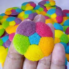 Viral biscuits with vibrant colour. Viral Cantik Macam Bunga Biskut Rainbow Paling Laku Keras Wajib Buat