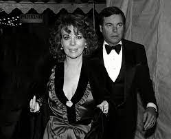 She received academy award nominations for her performances in splendor in the grass and love with the proper stranger. Robert Wagner And Natalie Wood What You Need To Know About Star S Death Rolling Stone