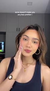 Crystal Benge's Instagram, Twitter & Facebook