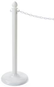 Queuepole Outdoor White Stanchion Post With 6 5 White Linked Chain In 2020 Crowd Control Chain Dining Inspiration