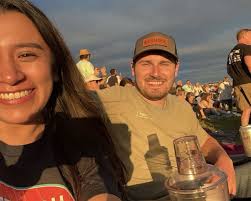 Oriana Morales and Stuart Bryan's Wedding Website