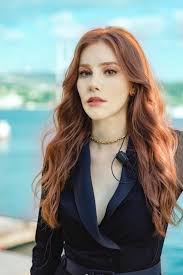 Check spelling or type a new query. 35 Yasina Ozel 35 Fotografla Elcin Sangu Magazin Haberleri Ntv