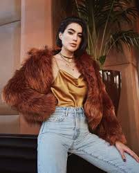 Birthday Party Outfit Ideas For Girls Cool Winter Birthday Outfits To Copy This Season Winter Birthday Outfit Party Outfits For Women Birthday Party Outfit Women