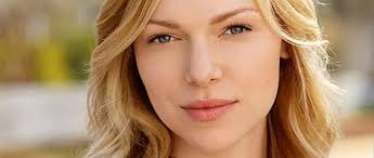 Laura prepon dishes about scientology, jersey and the holidays in her women's health interview at womenshealthmag.com. 70s Show Laura Prepon Mit Hauptrolle In Are You There Vodka It S Me Chelsea