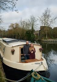 Floating dock floating in water floating garden floating shelves floating pontoon lake dock boat dock haus am see duck house. The Lure Of Life On A London Boat Financial Times