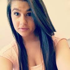 Rena Farr's Instagram, Twitter & Facebook