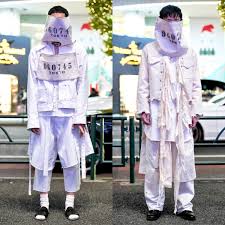 Online shop of japanese clothes inspired by japanese street fashion and its traditional culture with many clothing designs mostly made by japanese new arrivals. Guerilla Fashion Show By Brand New Japanese Streetwear Brand Perspective Tokyo On The Street In Harajuku Tonight åŽŸå®¿ Tokyo Fashion Scoopnest