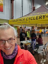 It is kicking off‼️ A fantastic turnout❤️🚲 Iowa City Bike Library  BIKEIOWA.com Bike Iowa City Sugar Bottom Bikes Bicyclists of Iowa City Hall  Bicycle Company Iowa Coalition of Off-Road Riders Iowa Bicycle