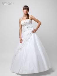 Kaufen sie günstige kleider für die mutter der braut online bei milanoo.com. Spitzen Brautkleid Nach Ihrem Geschmack Spitze Brautkleider Hamburg Hochzeitskleider Aus Spitze Brautkle Hochzeitskleid Cinderella Hochzeitskleid Brautkleid