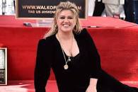 Kelly Clarkson net worth: her fortune and how much she ...