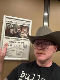 Hooks & The Huckleberries (@hooks.and.the.huckleberries) • Instagram photos  and videos