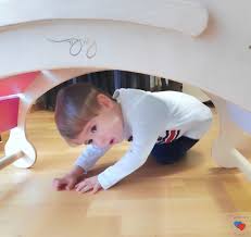 The montessori foundation, international montessori council, and montessori family alliance website is an online resource for montessori parents, educators, and friends. Movimiento Libre Y Desarrollo Motor En Pikler Waldorf Y Montessori Montessori Mami