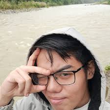 Kyrie Irving 2 years younger too 👀