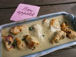 Filets De Poulet Flambes Sauce Roquefort L Atelier De La Corvette Recettes De Cuisine Filet Poulet Recette Roquefort
