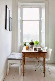 Un esempio moderno nei toni neutri del grigio e del bianco. 45 Tiny And Cozy Dining Areas For Every Home Home Dining Room Decor Interior