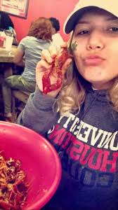 Angela Montante (@angeem1217)